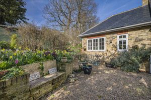 Rear elevation- click for photo gallery